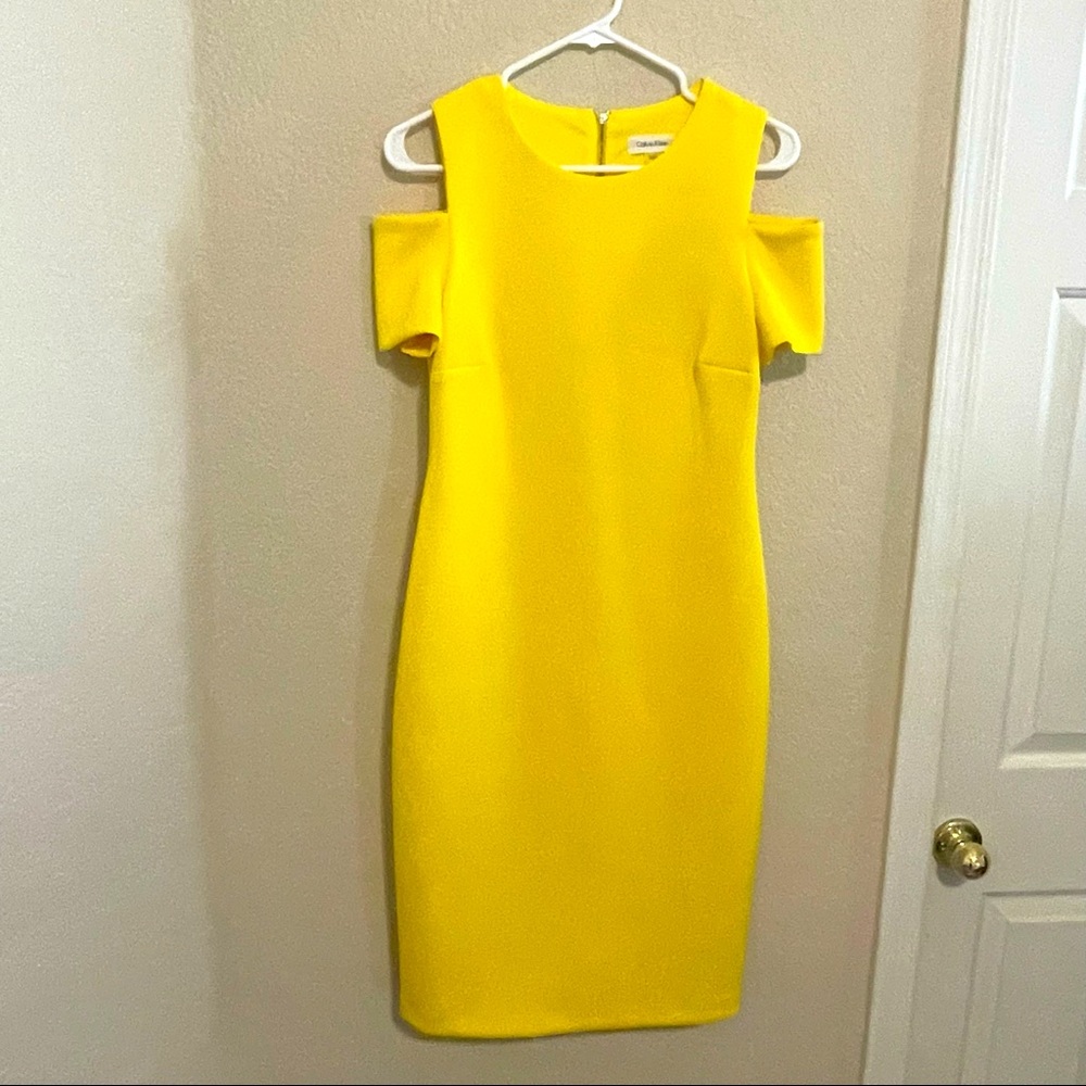 Yellow cut out dress, size 8